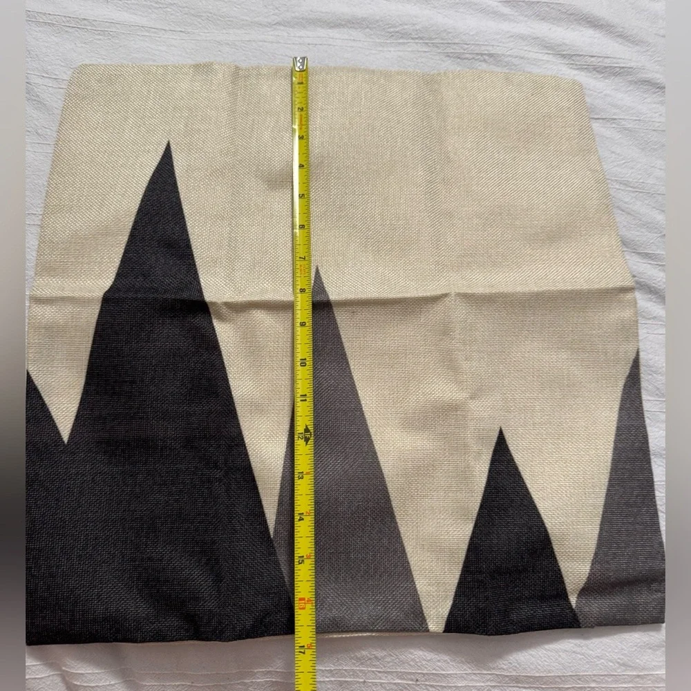 Set of 2 -17 inch geometric shaped Black and Cream Pillow Case Covers